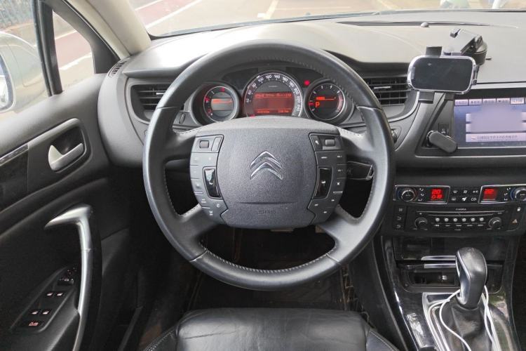 Used Citroen C5 2013 2.0L Automatic Luxury Model Steering Wheel