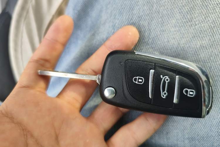 Used Citroen C5 2013 2.3L Automatic Enjoyment Model Vehicle Key