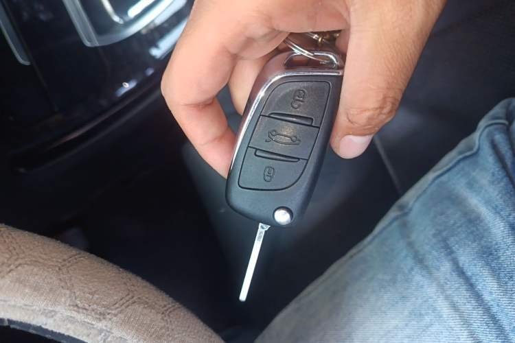 Used Citroen C5 2013 2.0L Automatic Yue Shang Edition Vehicle Key