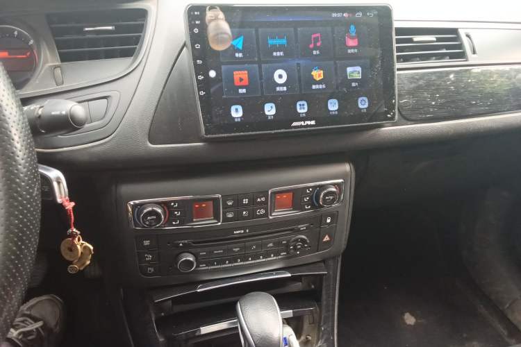 Used Citroen C5 2013 2.0L Automatic Luxury Model Audio And AC Panel