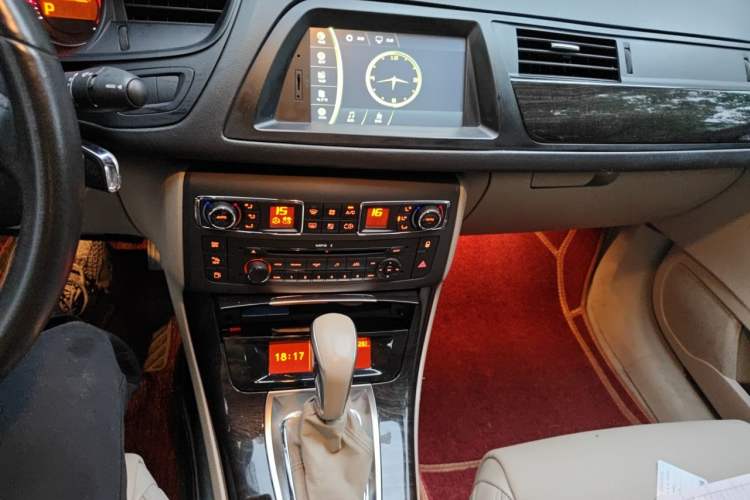Used Citroen C5 2013 2.0L Automatic Luxury Model Audio And AC Panel