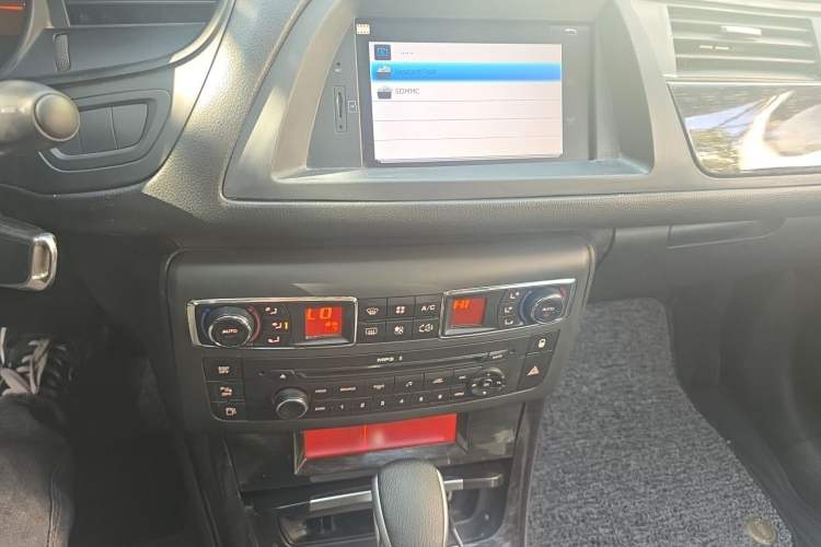Used Citroen C5 2013 2.0L Automatic Luxury Model Audio And AC Panel