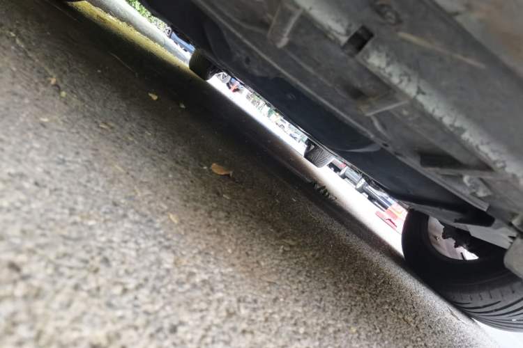 Used Citroen C5 2013 2.3L Automatic Zunyu Model Chassis Front