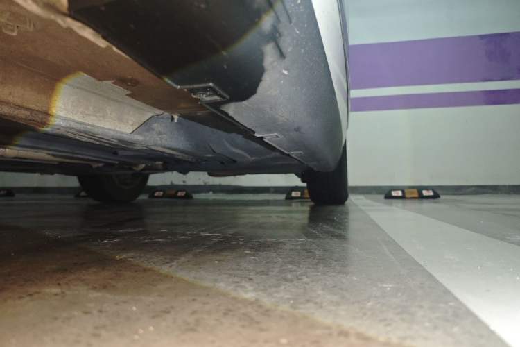 Used Citroen C5 2013 2.0L Automatic Luxury Model Chassis Front Left