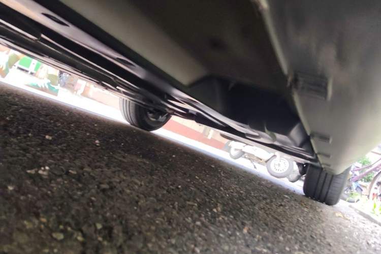 Used Citroen C5 2013 2.0L Automatic Luxury Model Chassis Front Left