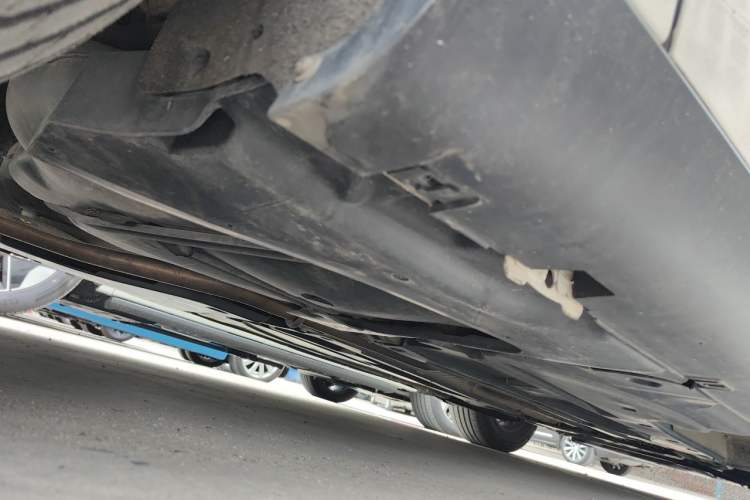 Used Citroen C5 2013 2.0L Automatic Luxury Model Chassis Rear Right