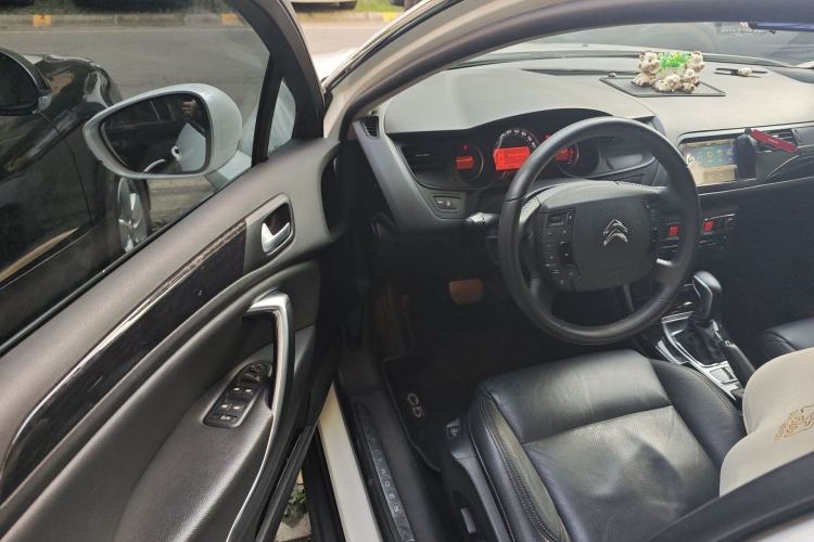 Used Citroen C5 2013 2.3L Automatic Enjoyment Model Driver Seat