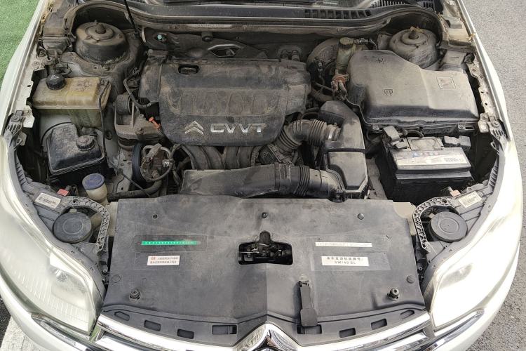 Used Citroen C5 2013 2.0L Automatic Luxury Model Engine Bay