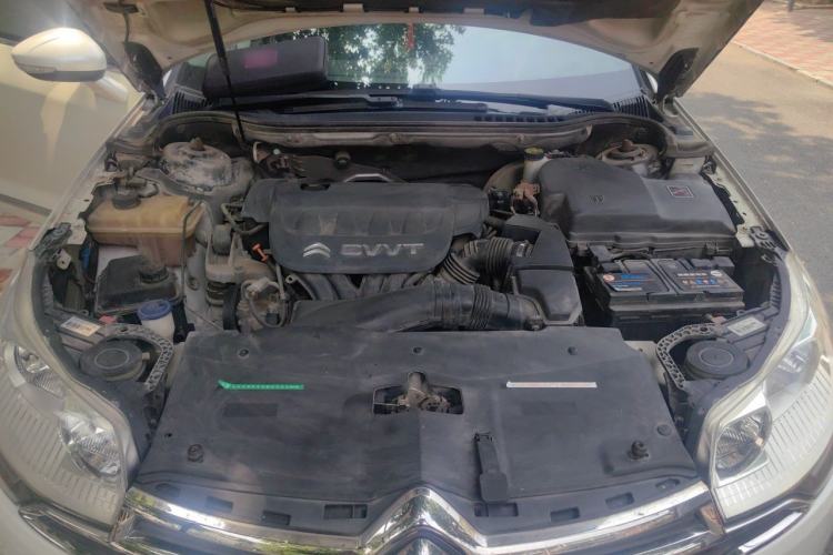 Used Citroen C5 2013 2.0L Automatic Luxury Model Engine Bay
