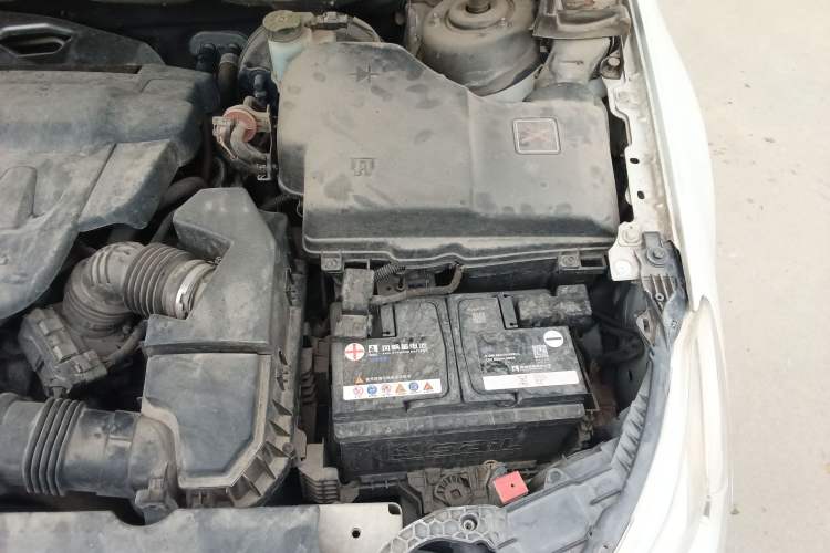 Used Citroen C5 2013 2.0L Automatic Luxury Model Engine Bay Left