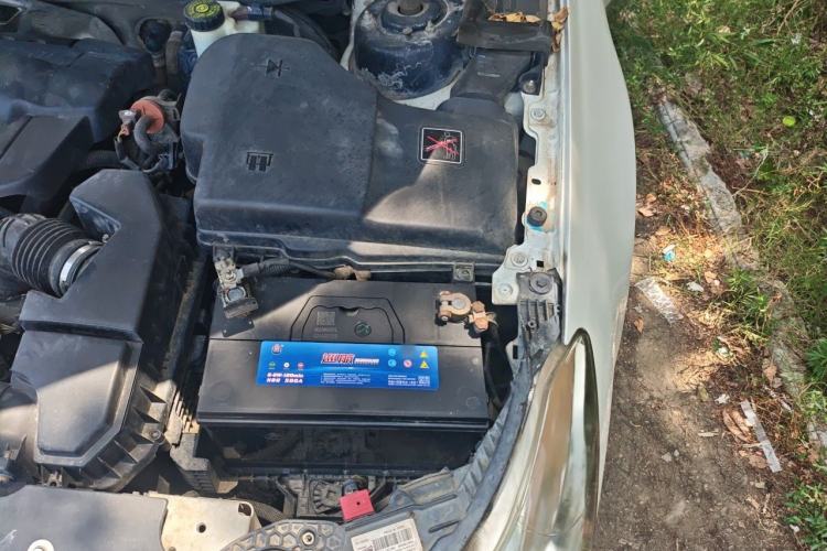 Used Citroen C5 2013 2.0L Automatic Luxury Model Engine Bay Left