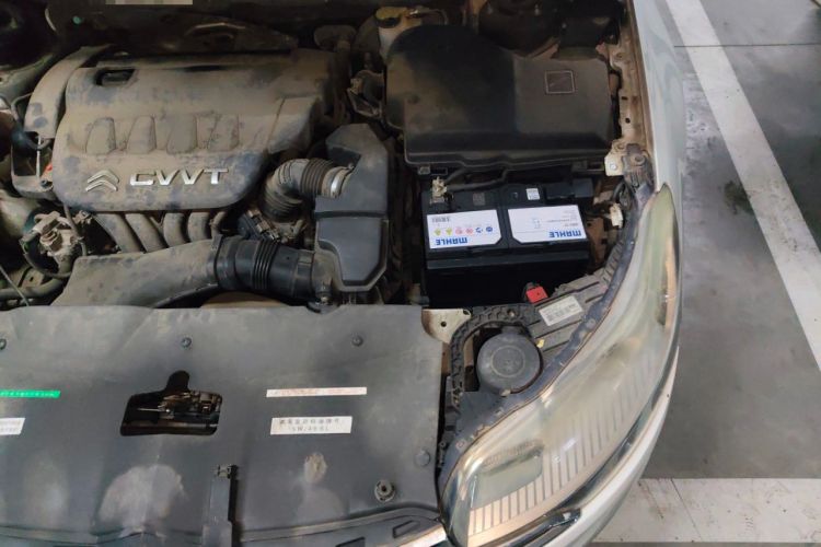 Used Citroen C5 2013 2.0L Automatic Luxury Model Engine Bay Left
