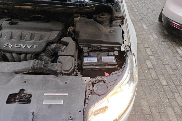 Used Citroen C5 2013 2.0L Automatic Luxury Model Engine Bay Left