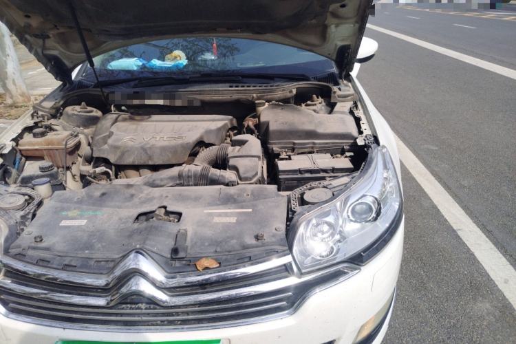 Used Citroen C5 2013 2.3L Automatic Prestige Edition Engine Bay Left