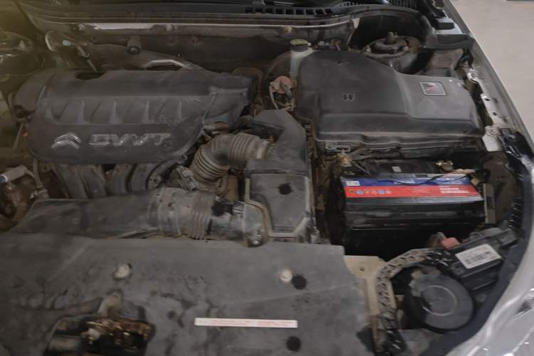 Used Citroen C5 2013 2.0L Automatic Enjoyment Model Engine Bay Left