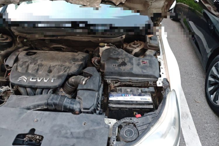 Used Citroen C5 2013 2.0L Automatic Luxury Model Engine Bay Left
