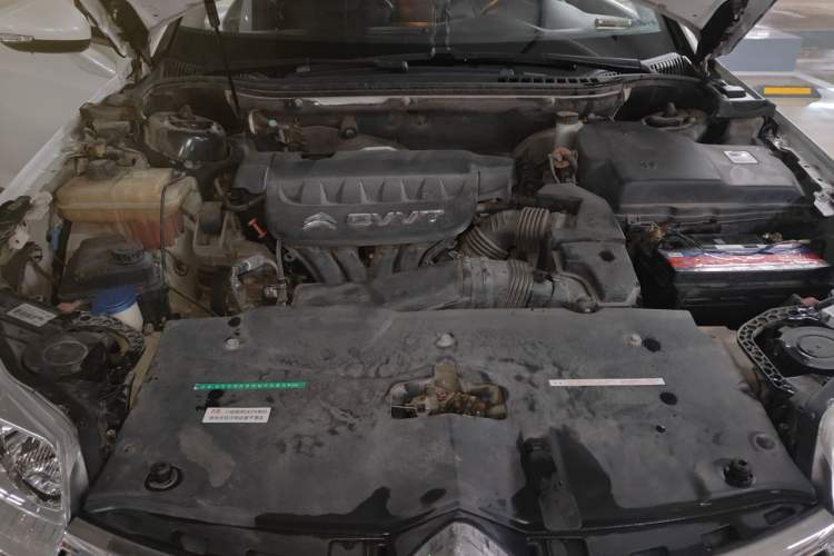 Used Citroen C5 2013 2.0L Automatic Enjoyment Model Engine Bay