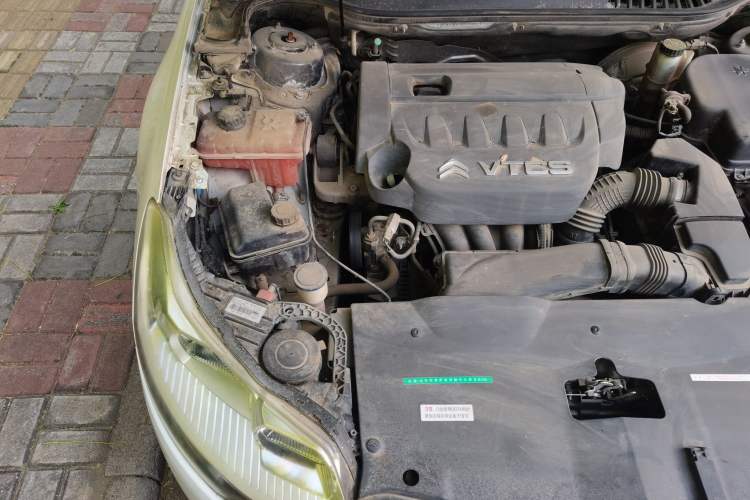 Used Citroen C5 2013 2.3L Automatic Zunyu Model Engine Bay Right