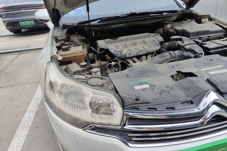 Used Citroen C5 2013 2.0L Automatic Luxury Model Engine Bay Right