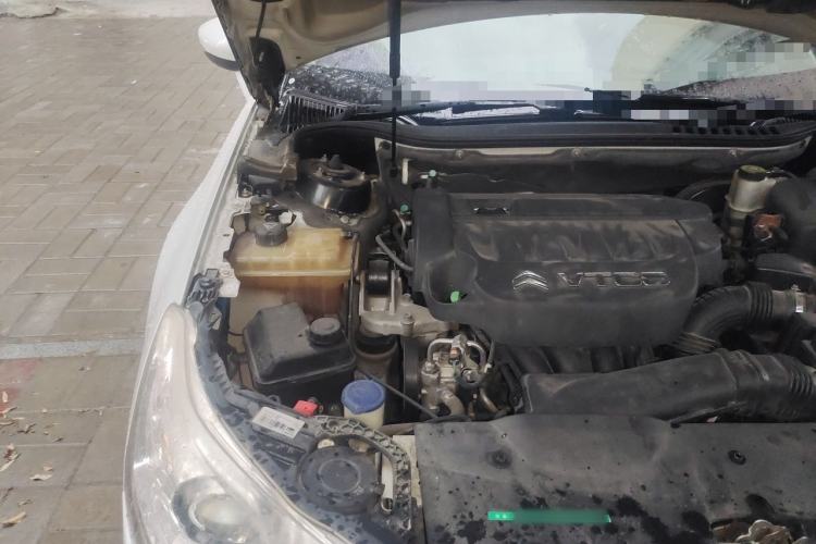 Used Citroen C5 2013 2.3L Automatic Prestige Edition Engine Bay Right