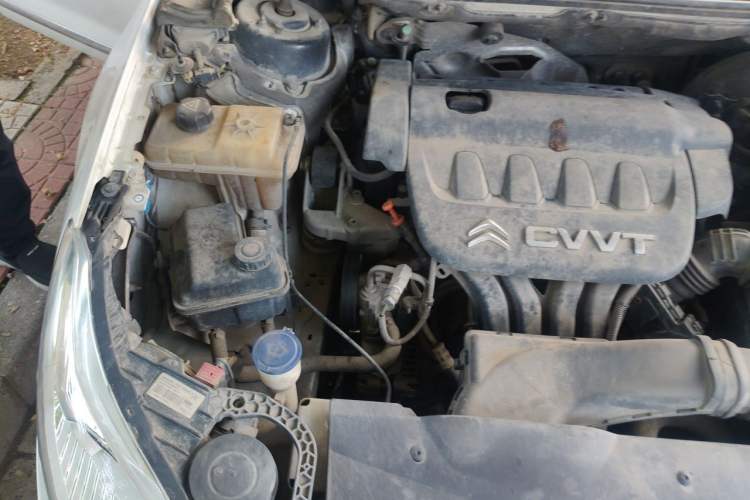 Used Citroen C5 2013 2.0L Automatic Luxury Model Engine Bay Right