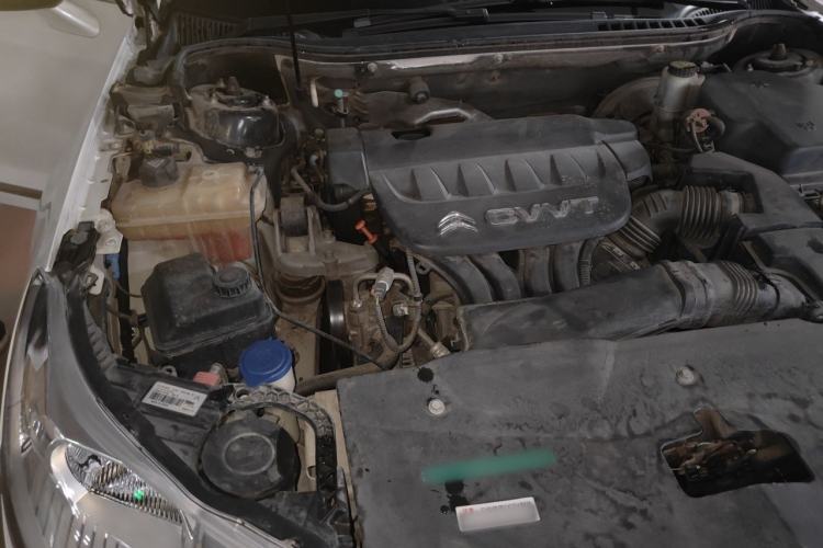 Used Citroen C5 2013 2.0L Automatic Enjoyment Model Engine Bay Right