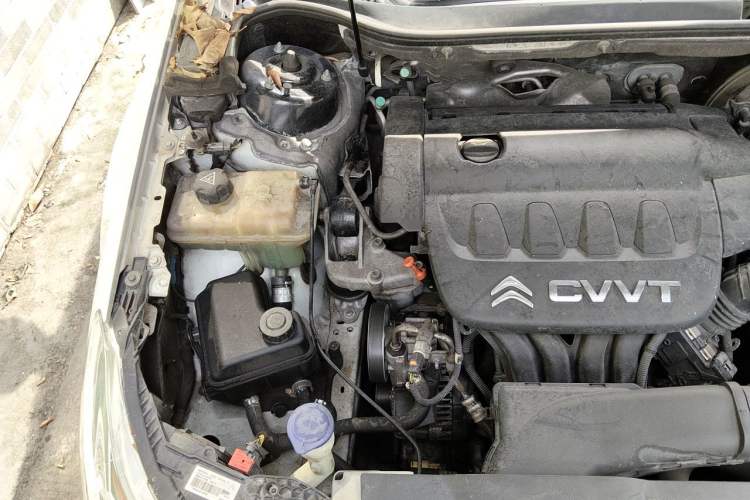 Used Citroen C5 2013 2.0L Automatic Enjoyment Model Engine Bay Right