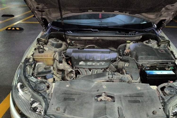 Used Citroen C5 2013 2.0L Automatic Luxury Model Engine Bay Right