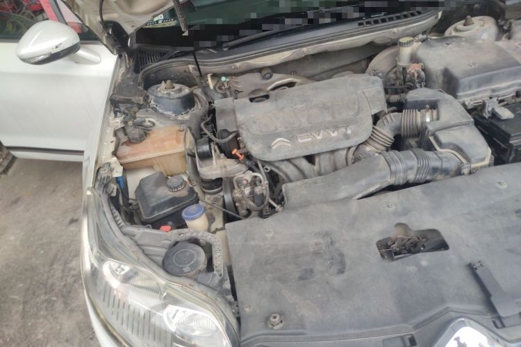 Used Citroen C5 2013 2.0L Automatic Luxury Model Engine Bay Right