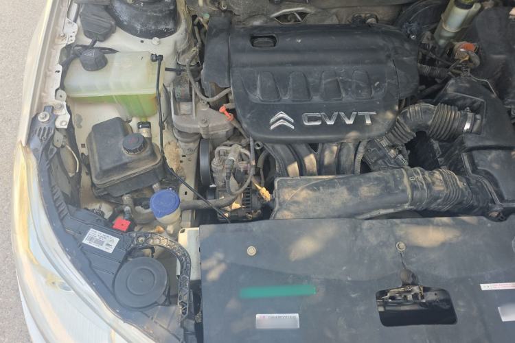 Used Citroen C5 2013 2.0L Automatic Luxury Model Engine Bay Right