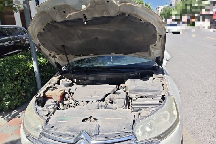Used Citroen C5 2013 2.0L Automatic Luxury Model Engine Bay