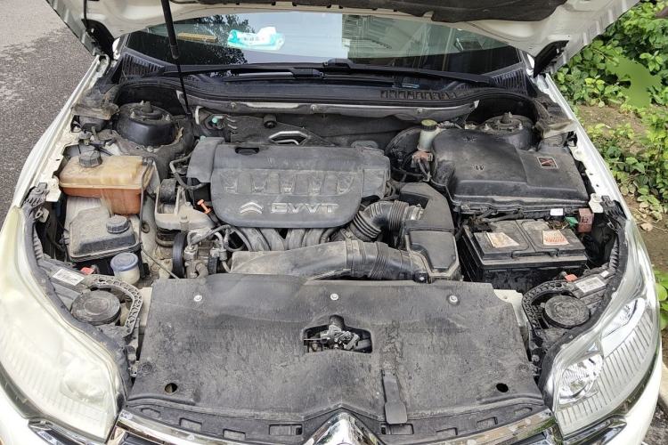 Used Citroen C5 2013 2.0L Automatic Luxury Model Engine Bay