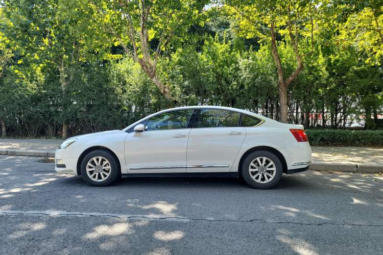 Used Citroen C5 2013 2.0L Automatic Luxury Model Exterior 5