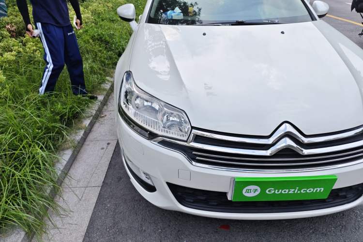 Used Citroen C5 2013 2.3L Automatic Zunyu Model Exterior 6