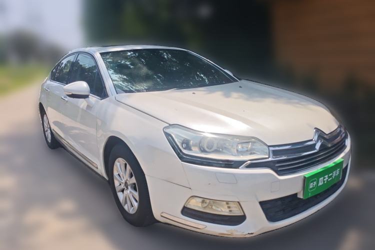 Used Citroen C5 2013 2.0L Automatic Luxury Model Front Right 45 Deg
