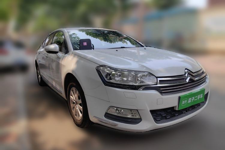 Used Citroen C5 2013 2.0L Automatic Luxury Model Front Right 45 Deg