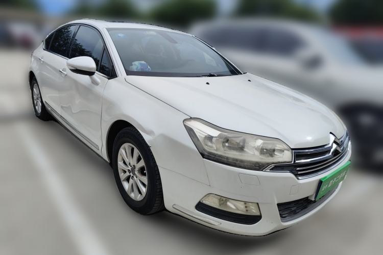 Used Citroen C5 2013 2.0L Automatic Luxury Model Front Right 45 Deg