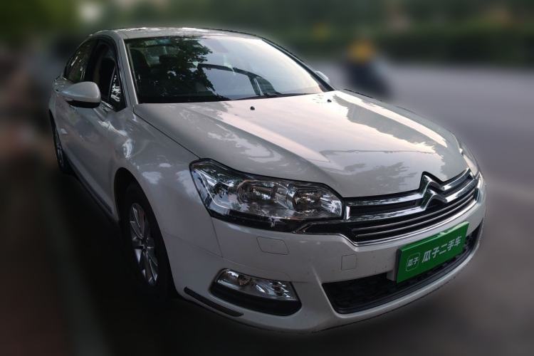 Used Citroen C5 2013 2.0L Automatic Luxury Model Front Right 45 Deg