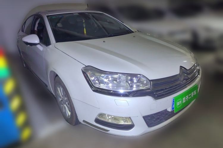 Used Citroen C5 2013 2.0L Automatic Enjoyment Model Front Right 45 Deg