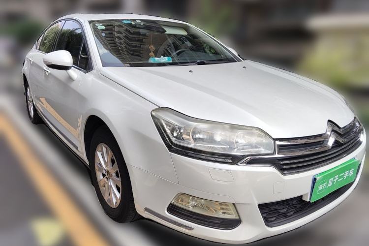 Used Citroen C5 2013 2.0L Automatic Luxury Model Front Right 45 Deg