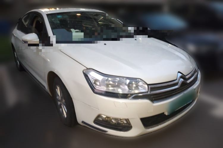 Used Citroen C5 2013 2.0L Automatic Luxury Model Front Right 45 Deg