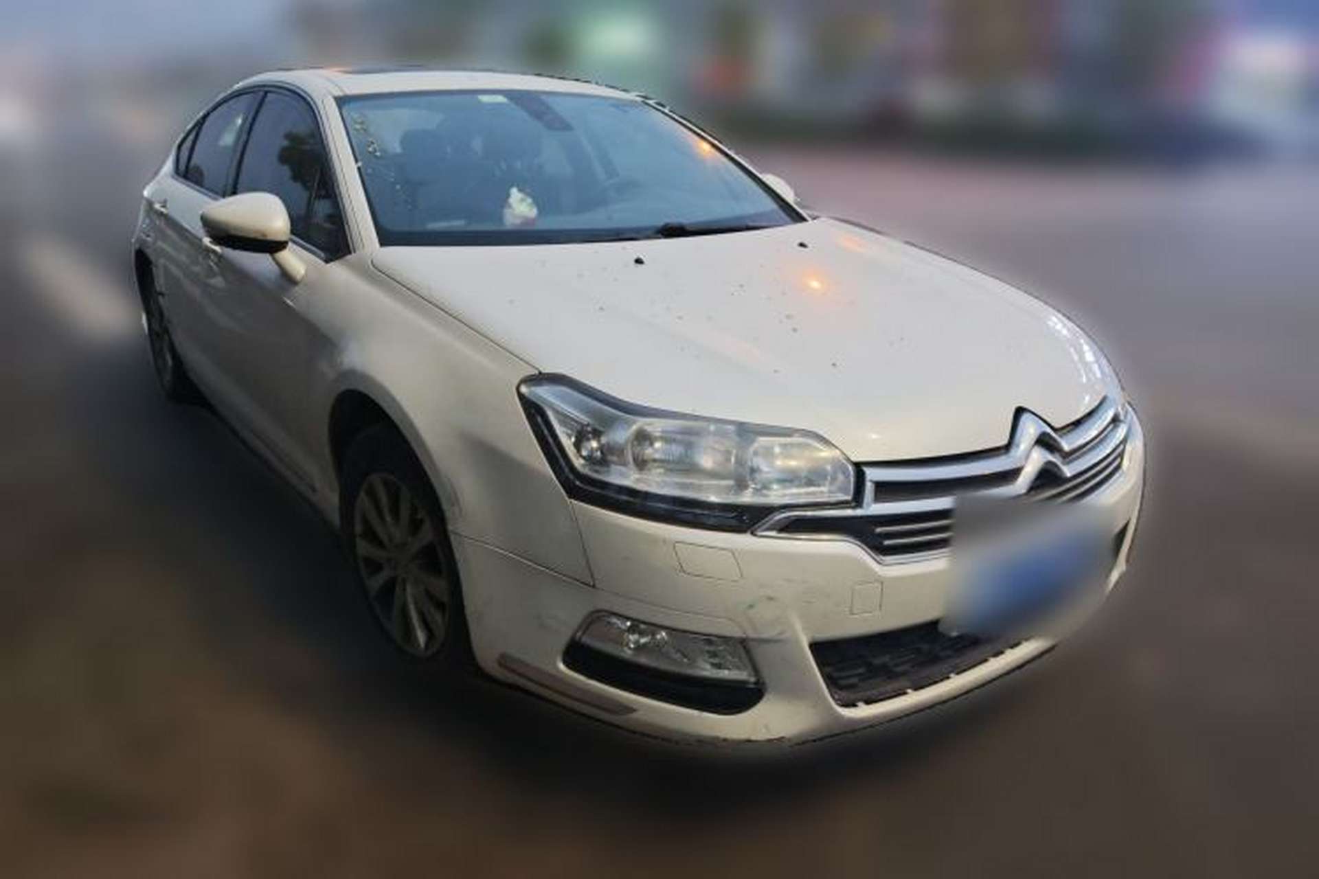 Used Citroen C5 2013 2.0L Automatic Luxury Model Front Right 45 Deg
