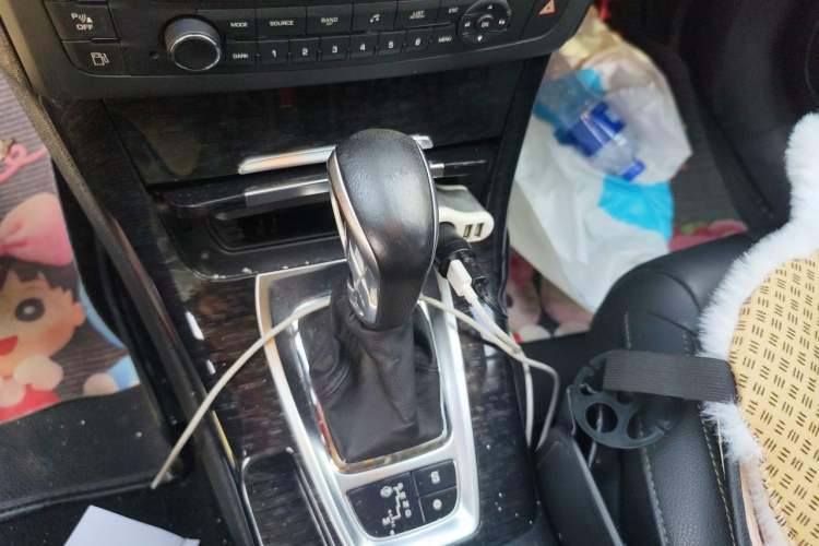 Used Citroen C5 2013 2.0L Automatic Luxury Model Gear Lever