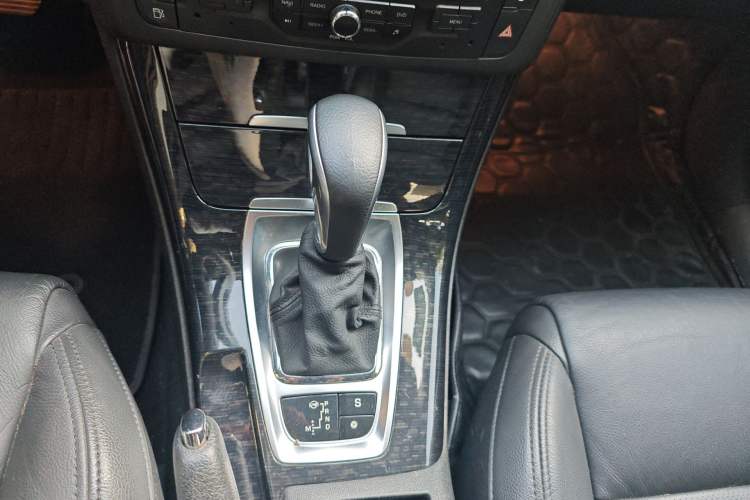 Used Citroen C5 2013 2.3L Automatic Enjoyment Model Gear Lever