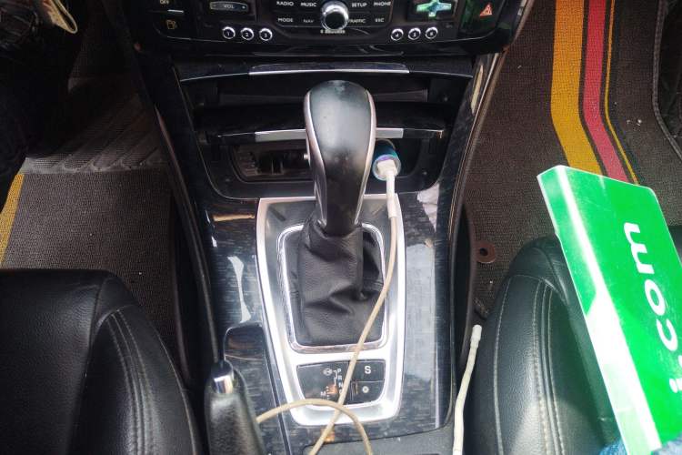 Used Citroen C5 2013 2.3L Automatic Prestige Edition Gear Lever