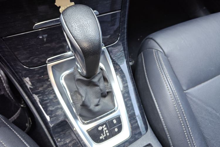 Used Citroen C5 2013 2.0L Automatic Luxury Model Gear Lever