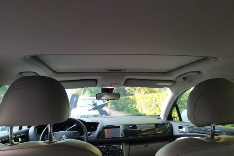 Used Citroen C5 2013 2.3L Automatic Zunyu Model Headliner