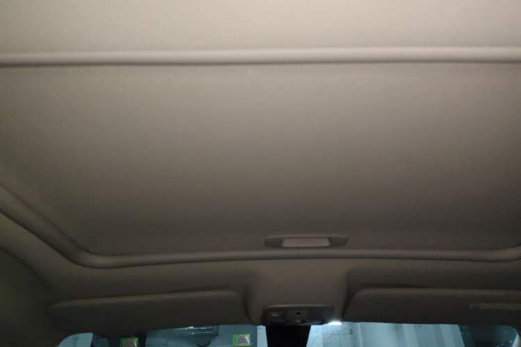 Used Citroen C5 2013 2.0L Automatic Luxury Model Headliner