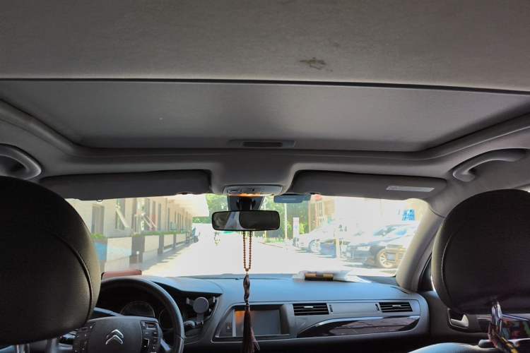 Used Citroen C5 2013 2.0L Automatic Luxury Model Headliner