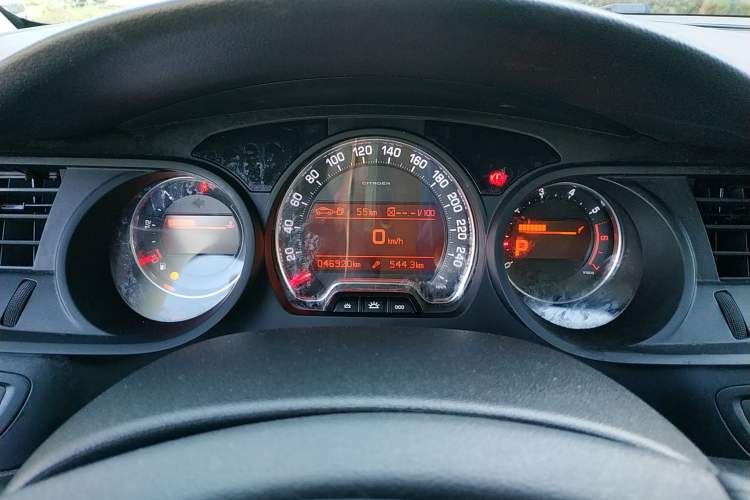 Used Citroen C5 2013 2.0L Automatic Luxury Model Instrument Cluster